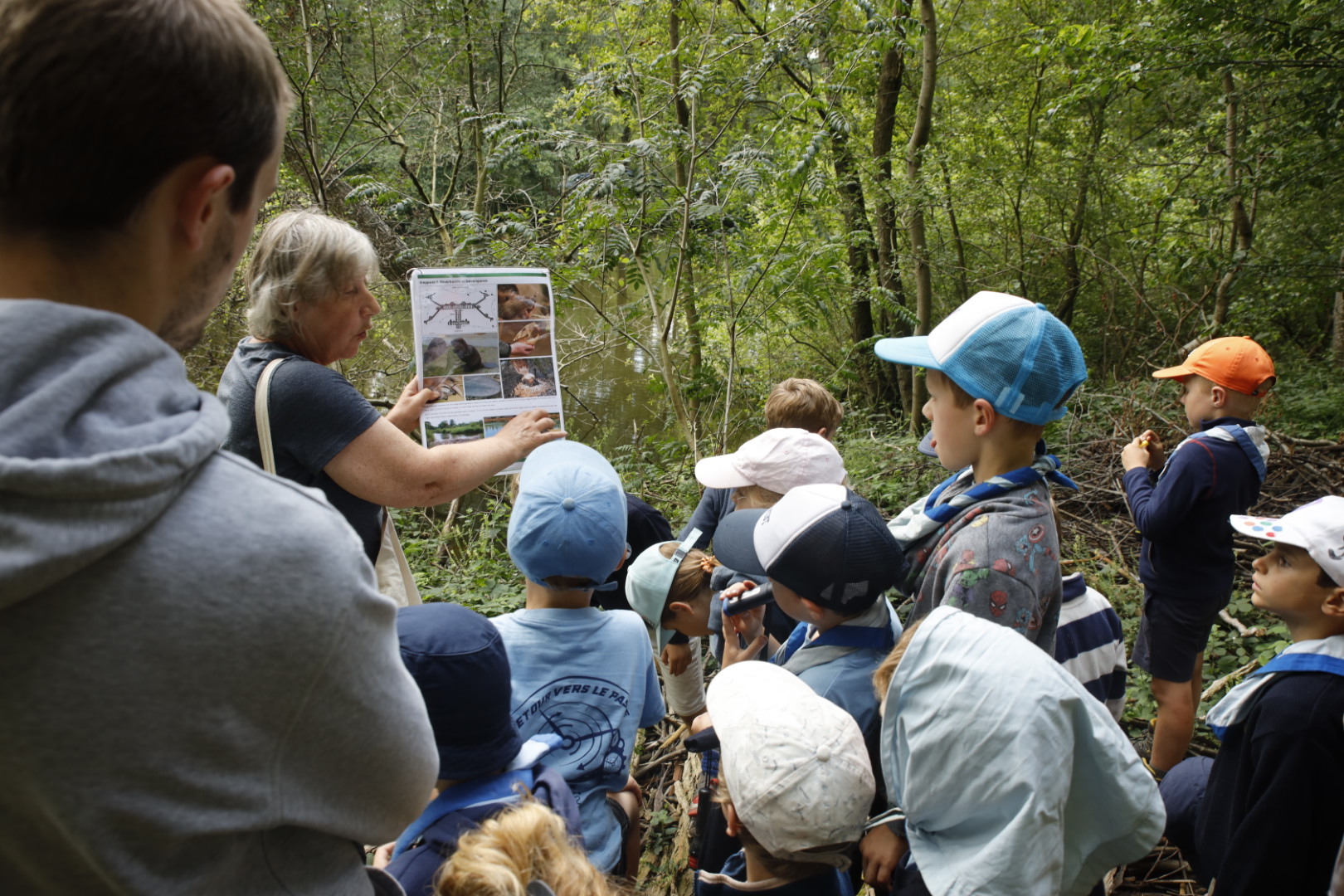 Schoolbezoek van jonge kinderen aan Fort Oelegem